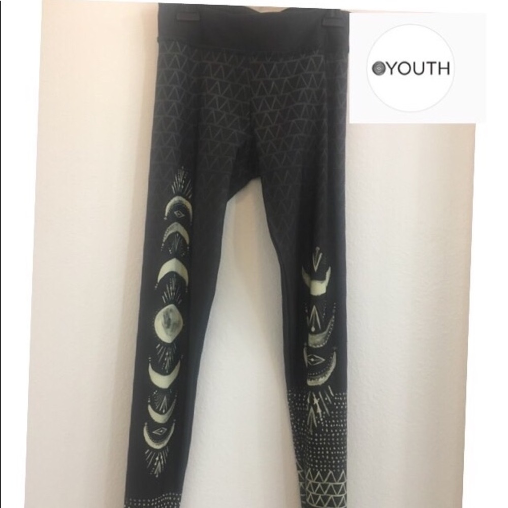Onzie girls yoga pant